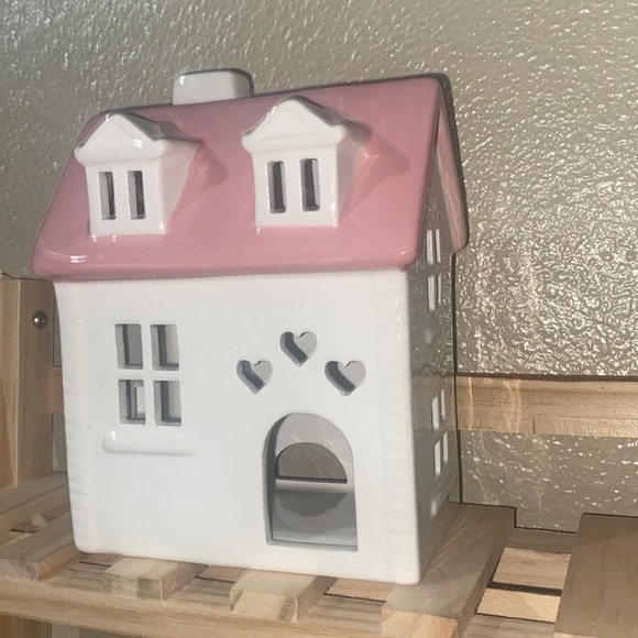 Target Valentine Ceramic Short Building Figurine Pink/White - Spritz - Picture 7 of 10